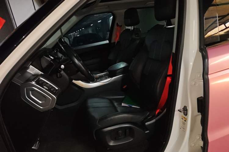 Used Land Rover Range Sport 2017 3.0 SC V6 SE Left Front Seat
