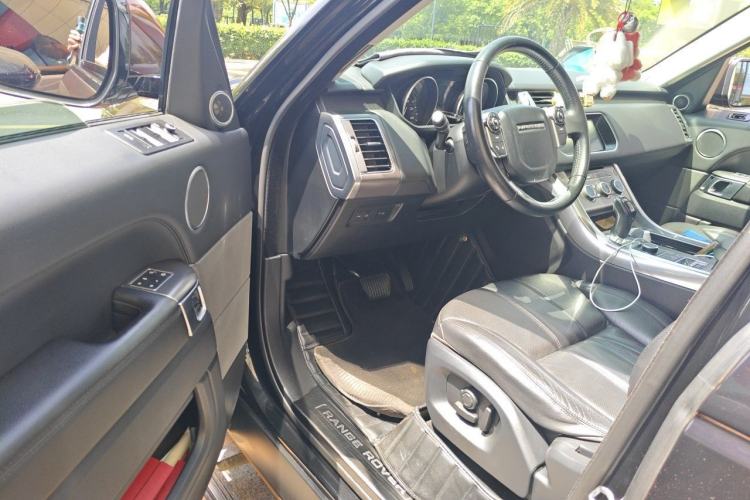 Used Land Rover Range Sport 2017 3.0 SC V6 SE Driver Seat