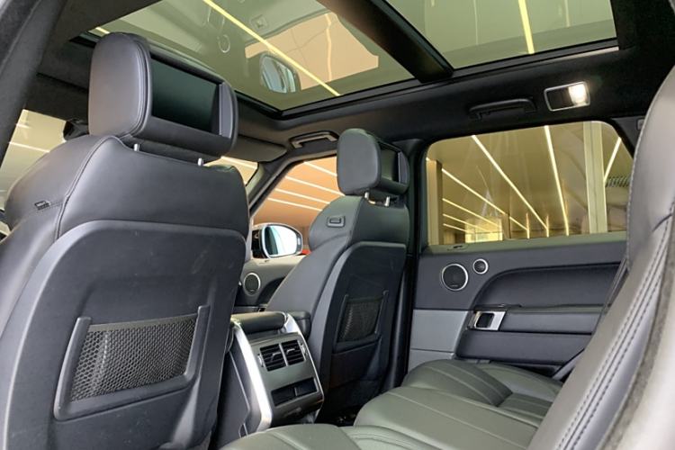 Used Land Rover Range Sport 2017 3.0 SC V6 HSE DYNAMIC Interior 8