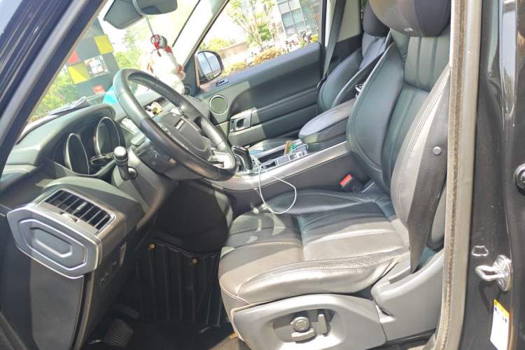 Used Land Rover Range Sport 2017 3.0 SC V6 SE Left Front Seat