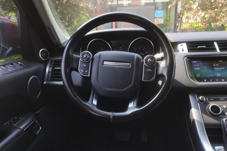 Used Land Rover Range Sport 2017 3.0 SC V6 SE Steering Wheel
