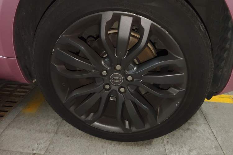 Used Land Rover Range Sport 2017 3.0 SC V6 SE Right Front Wheel Hub