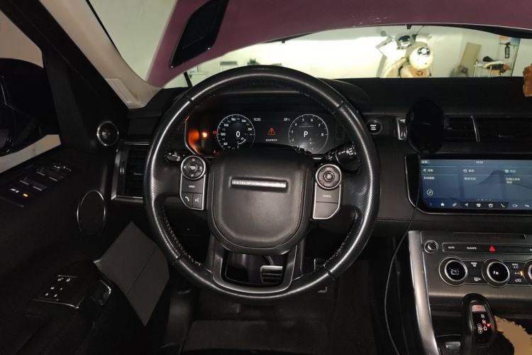 Used Land Rover Range Sport 2017 3.0 SC V6 SE Steering Wheel