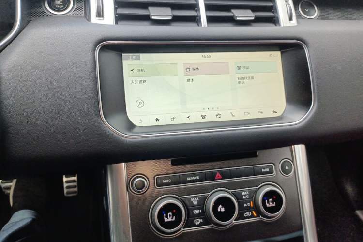 Used Land Rover Range Sport 2017 3.0 SC V6 HSE DYNAMIC Audio And AC Panel