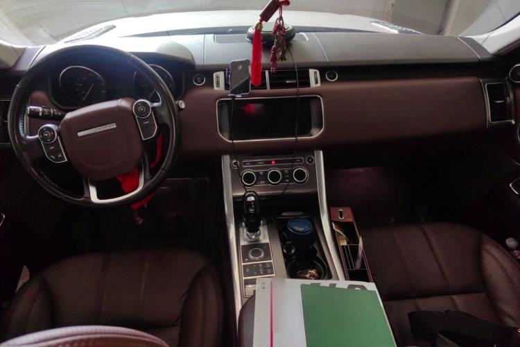 Used Land Rover Range Sport  Center Console