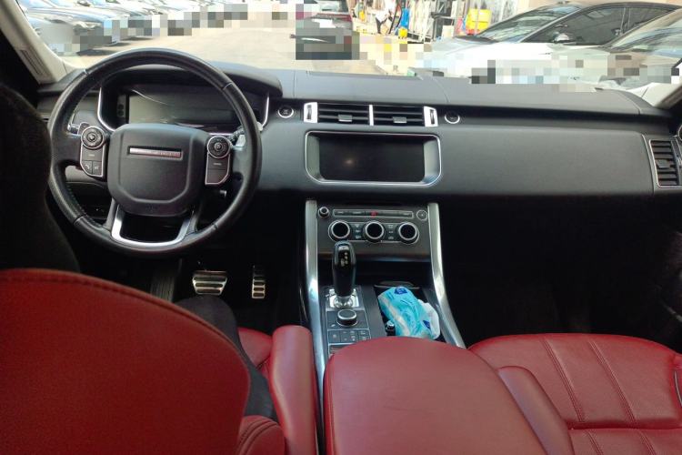 Used Land Rover Range Sport 2017 3.0 SC V6 HSE DYNAMIC Center Console