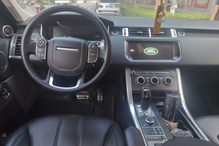 Used Land Rover Range Sport 2017 3.0 SC V6 HSE DYNAMIC Center Console