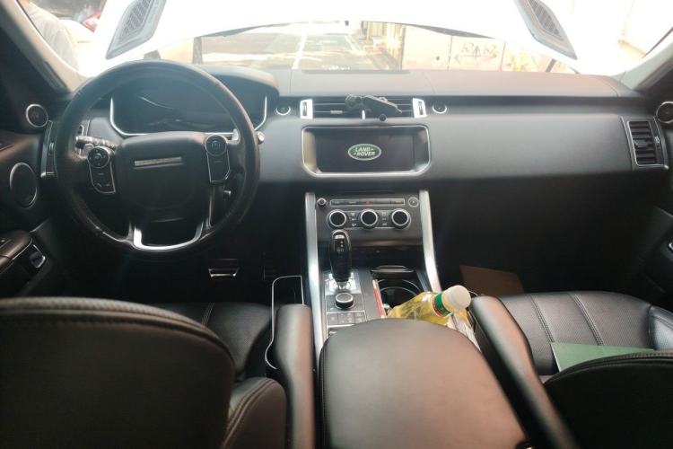 Used Land Rover Range Sport 2017 3.0 SC V6 HSE DYNAMIC Center Console
