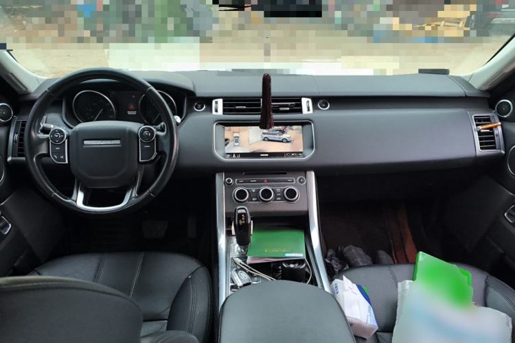 Used Land Rover Range Sport  Center Console