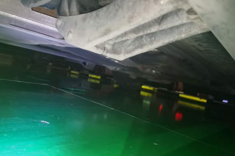 Used Land Rover Range Sport  Chassis Front Left