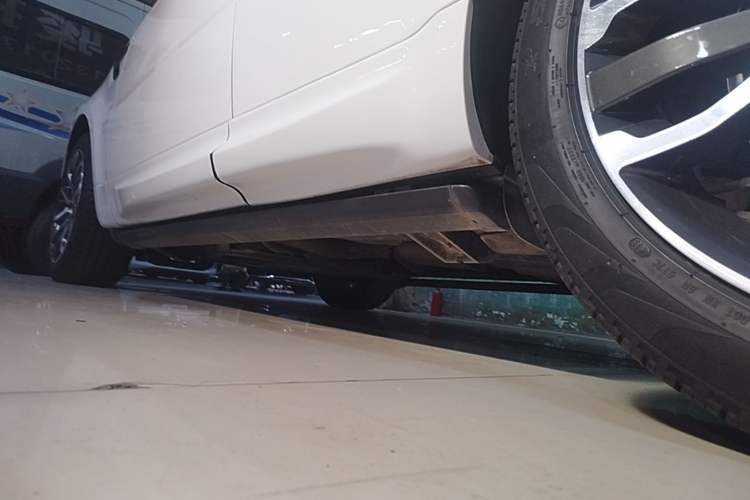 Used Land Rover Range Sport 2017 3.0 SC V6 HSE DYNAMIC Chassis Rear Left