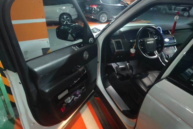 Used Land Rover Range Sport 2017 3.0 SC V6 SE Driver Seat