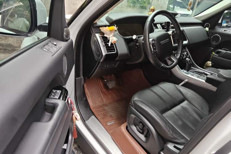 Used Land Rover Range Sport 2017 3.0 SC V6 HSE Driver Seat