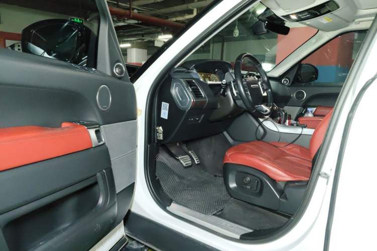 Used Land Rover Range Sport 2017 3.0 SC V6 HSE DYNAMIC Driver Seat
