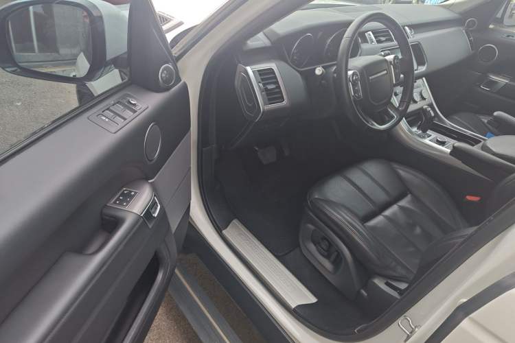 Used Land Rover Range Sport 2017 3.0 SC V6 HSE Driver Seat