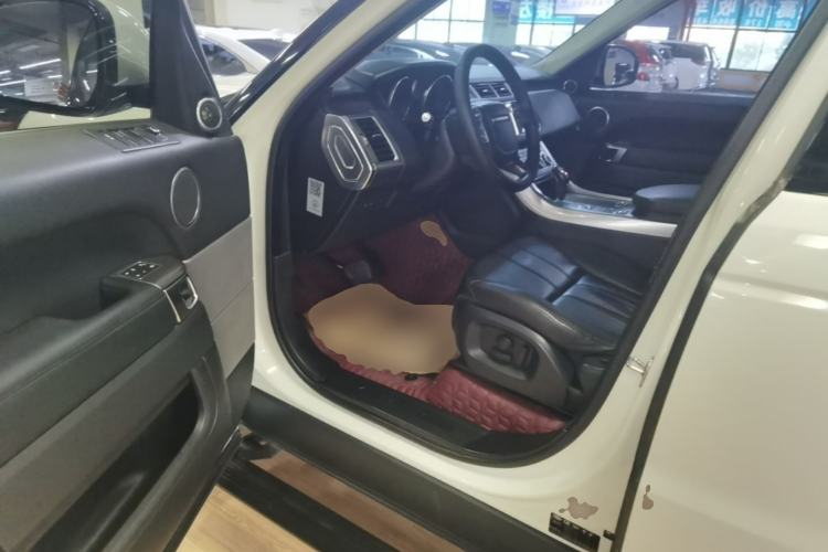 Used Land Rover Range Sport 2017 3.0 SC V6 SE Driver Seat