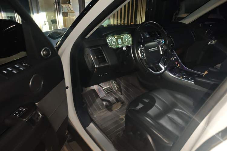 Used Land Rover Range Sport 2017 3.0 SC V6 HSE DYNAMIC Driver Seat