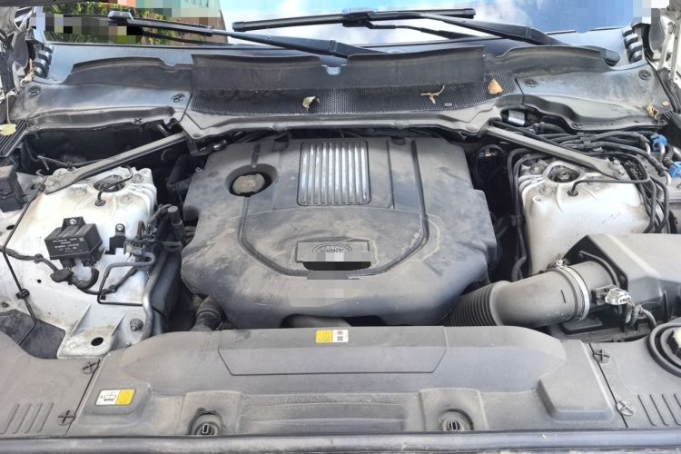 Used Land Rover Range Sport  Engine Bay