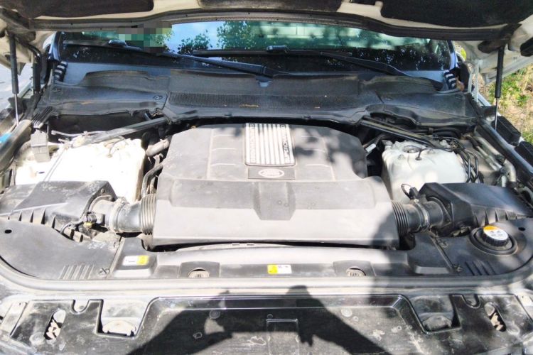 Used Land Rover Range Sport 2017 3.0 SC V6 HSE Engine Bay