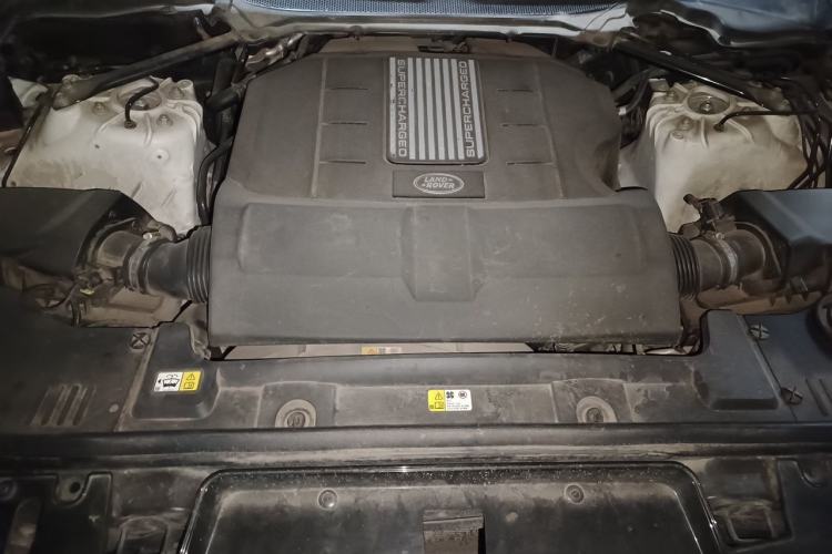 Used Land Rover Range Sport 2017 3.0 SC V6 SE Engine Bay