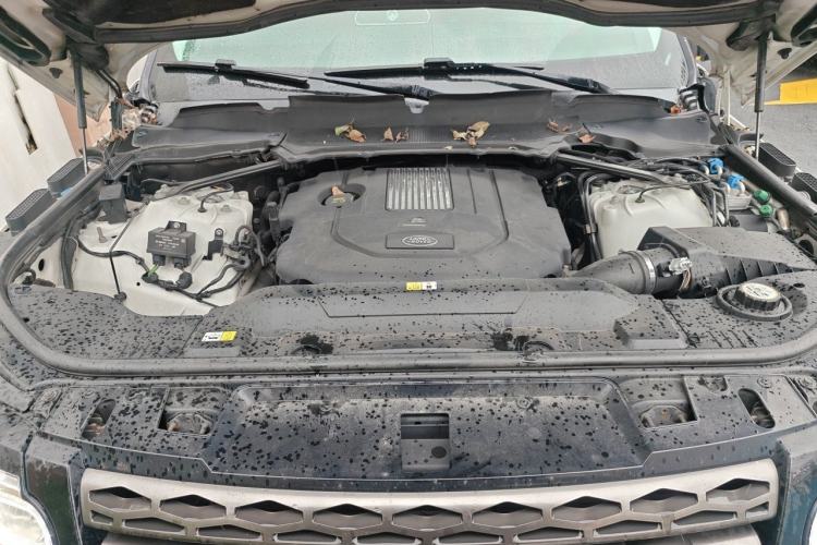 Used Land Rover Range Sport  Engine Bay
