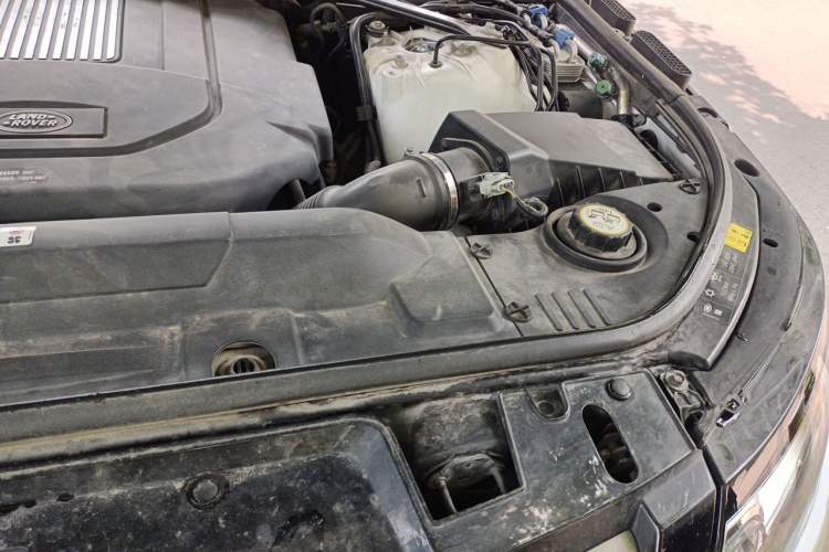 Used Land Rover Range Sport  Engine Bay Left