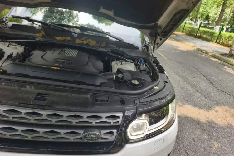 Used Land Rover Range Sport  Engine Bay Left