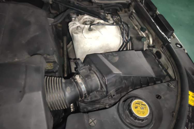Used Land Rover Range Sport 2017 3.0 SC V6 HSE DYNAMIC Engine Bay Left