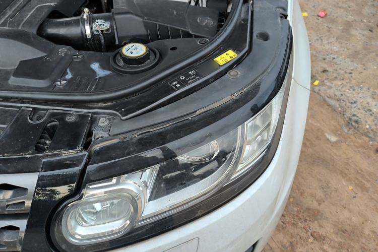Used Land Rover Range Sport  Engine Bay Left