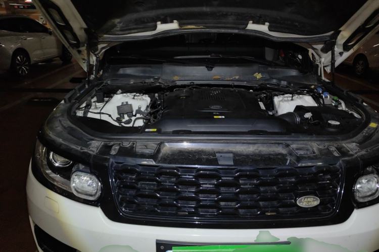 Used Land Rover Range Sport  Engine Bay