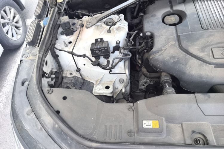Used Land Rover Range Sport  Engine Bay Right
