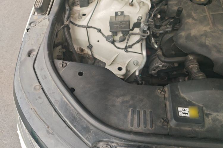 Used Land Rover Range Sport  Engine Bay Right
