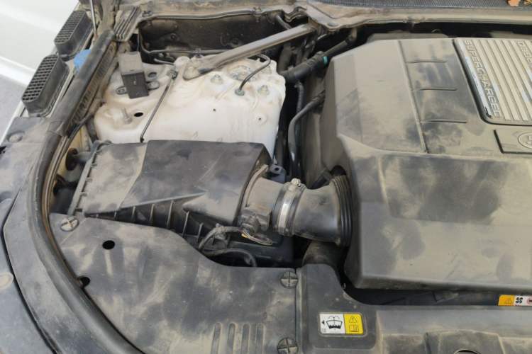 Used Land Rover Range Sport 2017 3.0 SC V6 HSE DYNAMIC Engine Bay Right