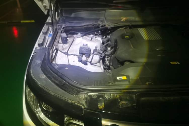Used Land Rover Range Sport  Engine Bay Right