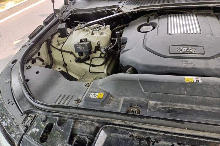Used Land Rover Range Sport  Engine Bay Right