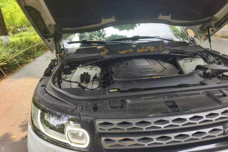 Used Land Rover Range Sport  Engine Bay Right