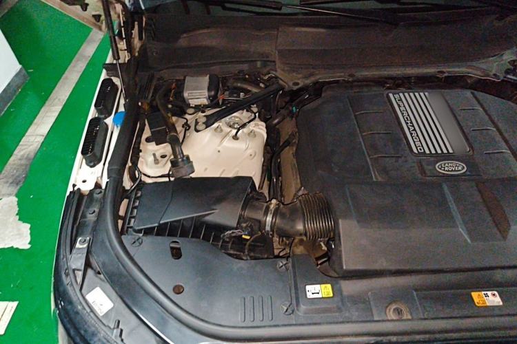 Used Land Rover Range Sport 2017 3.0 SC V6 HSE DYNAMIC Engine Bay Right