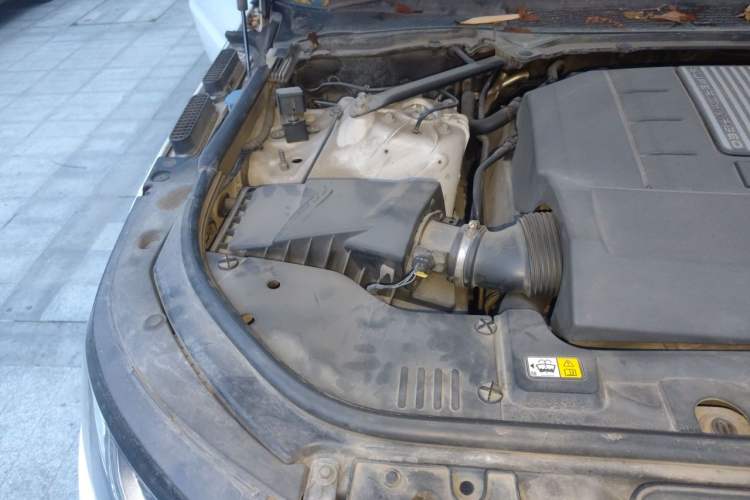 Used Land Rover Range Sport 2017 3.0 SC V6 HSE DYNAMIC Engine Bay Right
