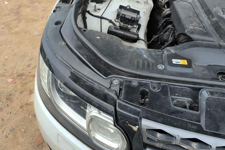 Used Land Rover Range Sport  Engine Bay Right
