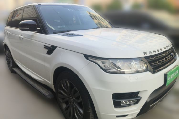 Used Land Rover Range Sport 2017 3.0 SC V6 HSE DYNAMIC Front Right 45 Deg