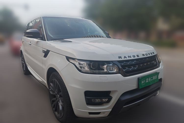 Used Land Rover Range Sport 2017 3.0 SC V6 HSE DYNAMIC Front Right 45 Deg
