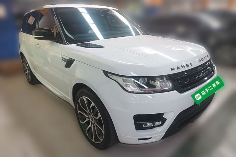 Used Land Rover Range Sport 2017 3.0 SC V6 HSE DYNAMIC Front Right 45 Deg