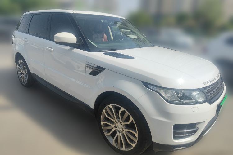 Used Land Rover Range Sport  Front Right 45 Deg
