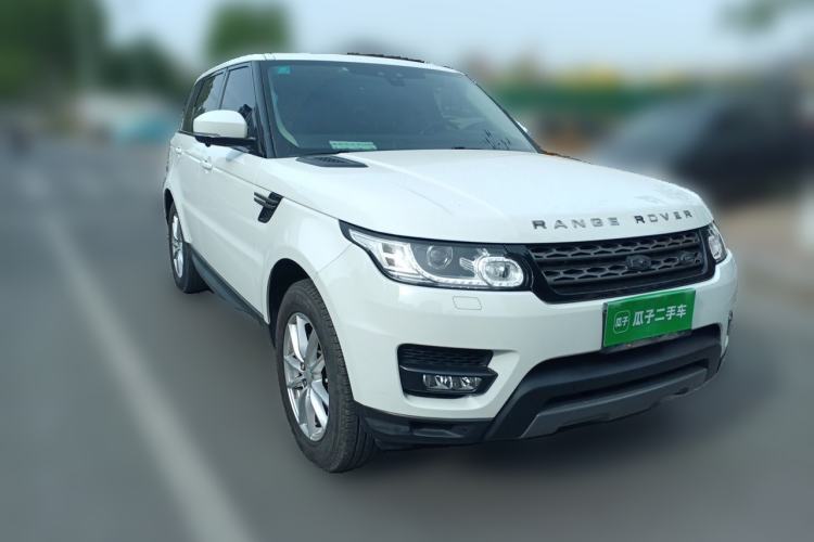 Used Land Rover Range Sport 2017 3.0 SC V6 SE Front Right 45 Deg