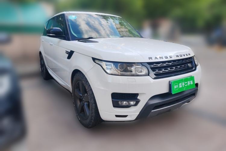 Used Land Rover Range Sport 2017 3.0 SC V6 HSE DYNAMIC Front Right 45 Deg