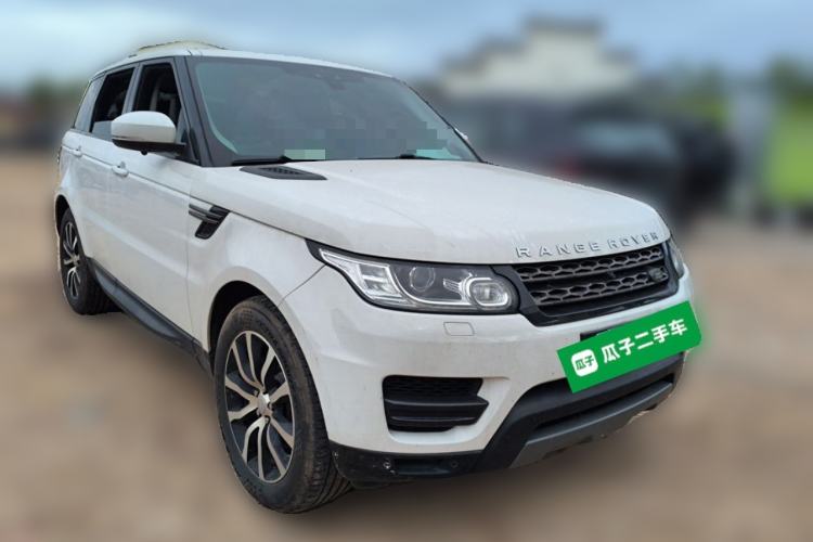 Used Land Rover Range Sport  Front Right 45 Deg