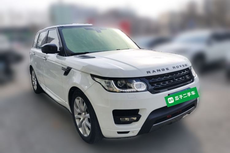 Used Land Rover Range Sport  Front Right 45 Deg