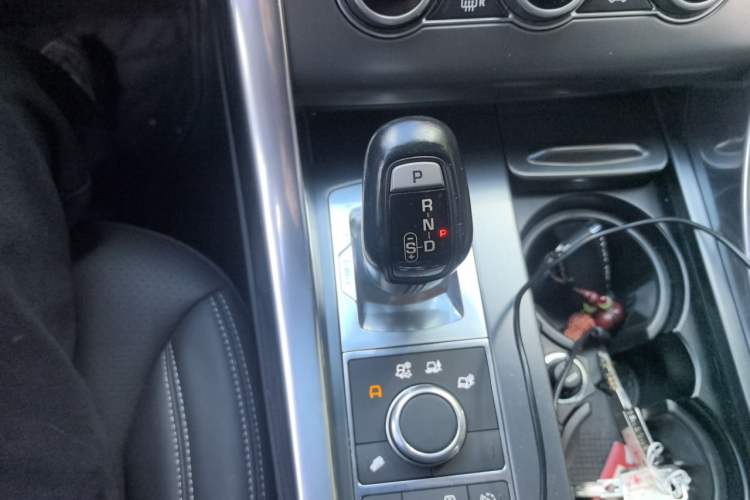 Used Land Rover Range Sport  Gear Lever