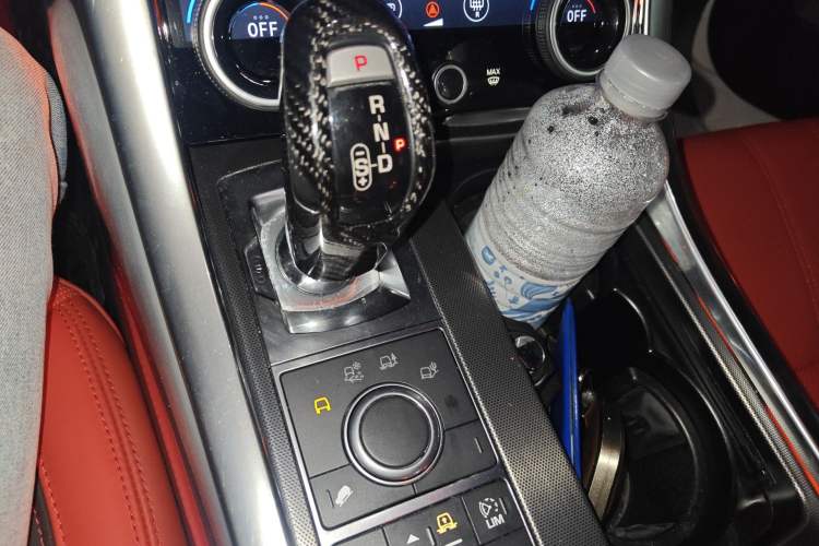 Used Land Rover Range Sport 2017 3.0 SC V6 HSE DYNAMIC Gear Lever
