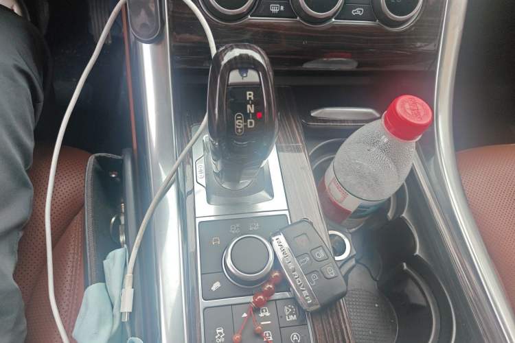 Used Land Rover Range Sport  Gear Lever
